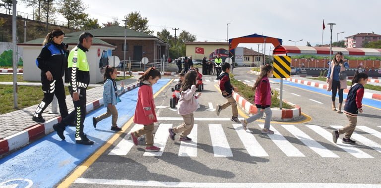 “Demir Şehrin Cevher Çocukları” projesi