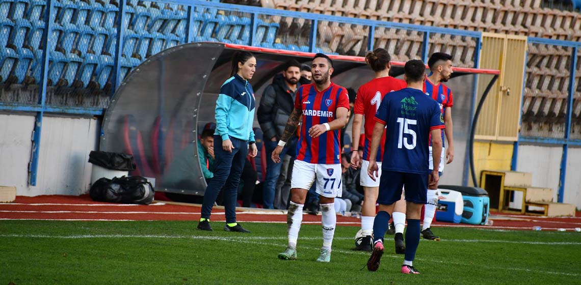 Karabük idman Yurdu Liderlik Koltuğunda