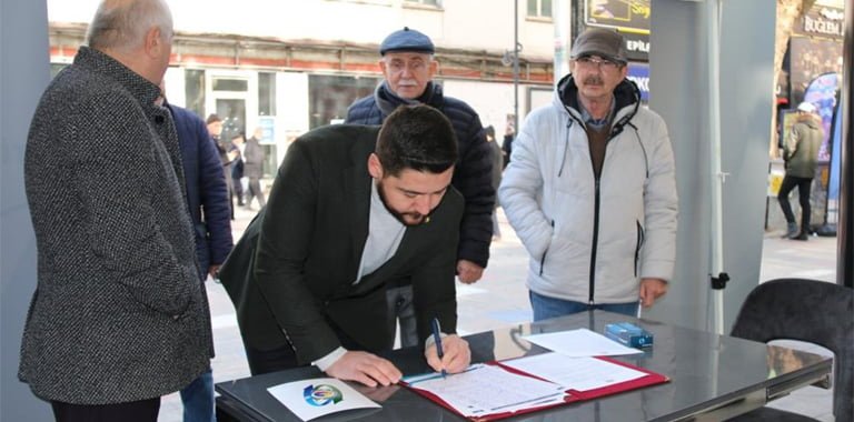 Karabük Ticaret ve Sanayi Odası (KTSO) tarafından "3 Nisan Sanayi Günü Olsun" imza kampanyası başlatıldı.