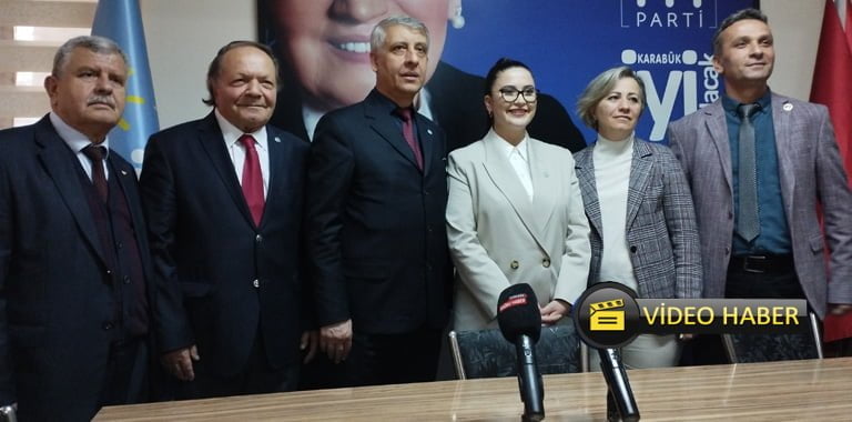 İyi Parti Genel İdare Kurulu (GİK) Üyesi, Kadın Politikaları Batı Karadeniz Sorumlusu, Ovacık eski Belediye Başkanlarından Mustafa Dursun’un kızı psikolog Kübra Dursun, İyi Parti’den Karabük Milletvekilliği Aday Adaylığını açıkladı.