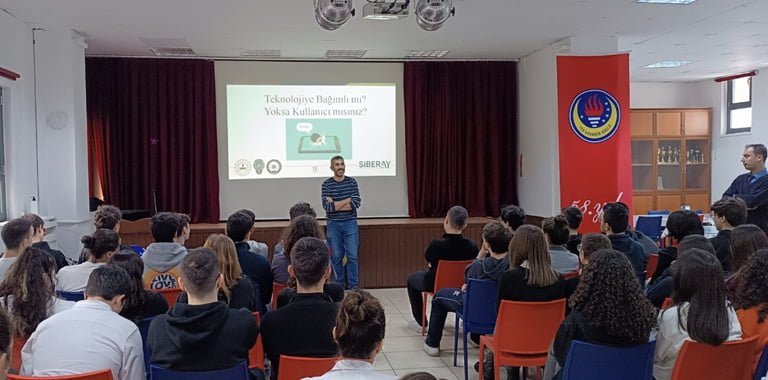 "Akran Zorbalığı, Teknoloji Bağımlılığı ve Siber Güvenlik" semineri