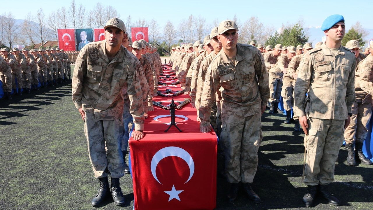 Karabük'ün Safranbolu ilçesindeki 125. Jandarma Komando Eğitim Merkezi Komutanlığında yemin töreni düzenlendi.