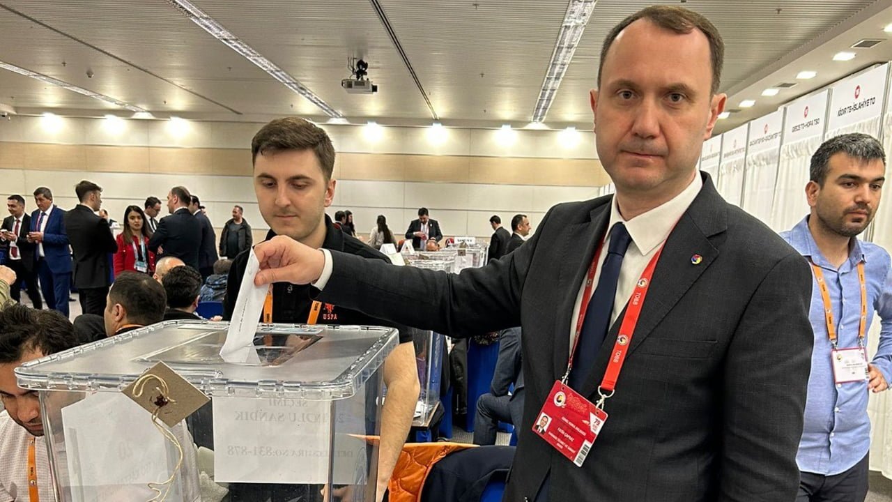 FATİH ÇAPRAZ TOBB DIŞ İLİŞKİLER KOMİSYONU’NA SEÇİLDİ