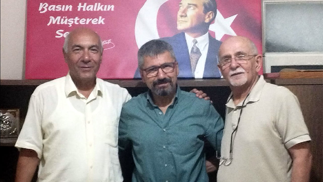 Gazeteci Mehmet Çetinkaya ve Zafer Acar, Karabük Gerçek Haber’i ziyaret etti