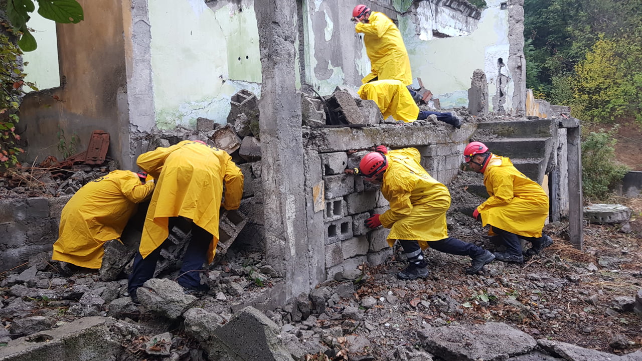 İl Afet ve Acil Durum Müdürlüğü tarafından 5,6 büyüklüğündeki deprem senaryosuyla Yerel Düzey TAMP Tatbikatı gerçekleştirildi.