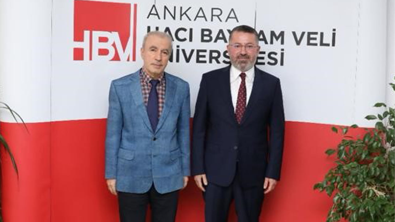 Karabük Üniversitesi (KBÜ) Rektörü Prof. Dr. Fatih Kırışık, Ankara Hacı Bayram Veli Üniversitesi Rektörü Prof. Dr. Mehmet Naci Bostancı ile 2-3 Mart 2024 tarihlerinde yapılacak Sosyal Bilimler Festivaline (SOSYALFEST) ilişkin kurumsal paydaş görüşmesi yaptı.