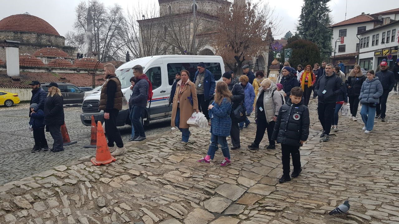 UNESCO Dünya Miras Listesinde yer alan Karabük’ün Safranbolu ilçesini yeni yılda ilk ziyaret eden kafile Ruslar oldu.