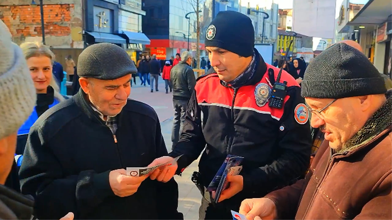 Karabük İl Emniyet Müdürlüğü’nden yapılan açıklamada, halkın can-mal güvenliği ve huzuru için çalışmaların aralıksız devam edeceği ifade edildi.