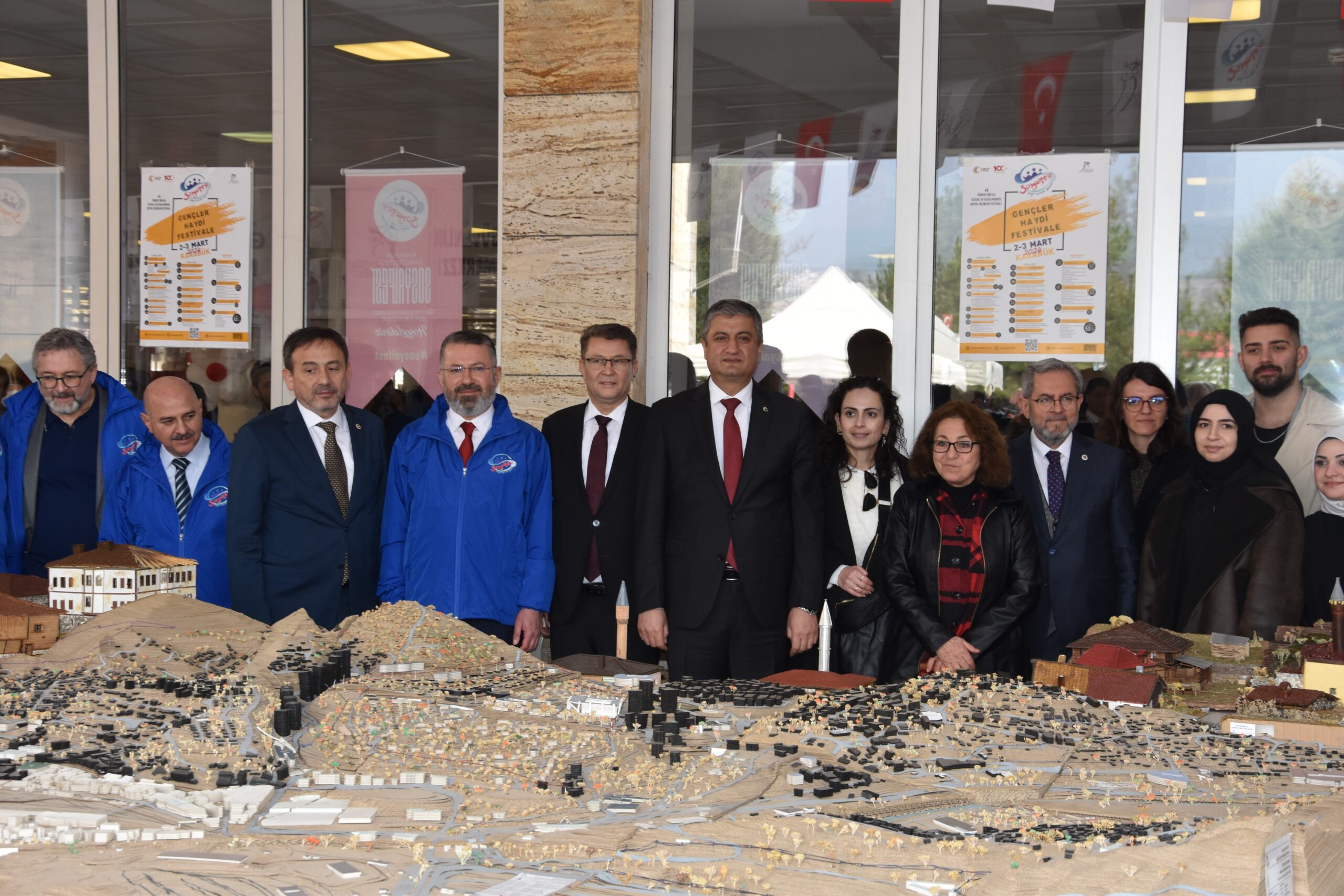 TÜRKİYE’DE İLK KEZ DÜZENLENEN SOSYALFEST BAŞLADI