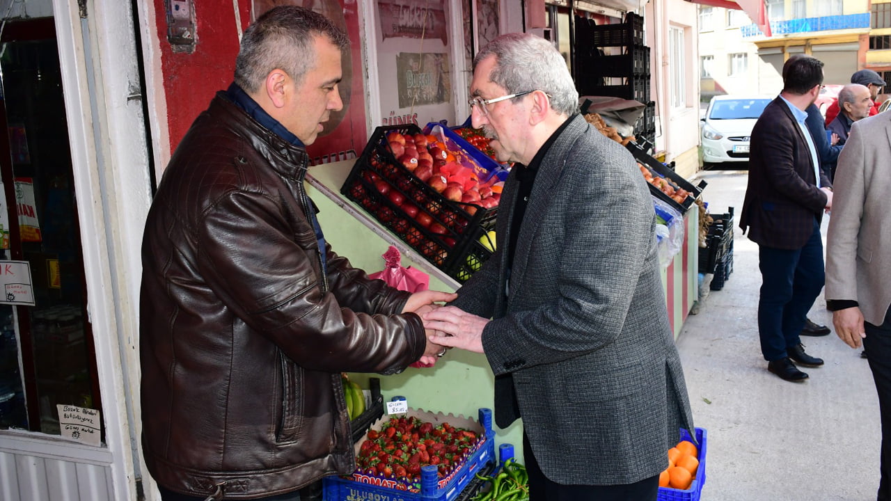 Karabük Belediye Başkanı ve Milliyetçi Hareket Partisi (MHP) Karabük Belediye Başkan Adayı Rafet Vergili, 31 Mart Yerel Seçimleri öncesi seçim gezilerine hız verdi.