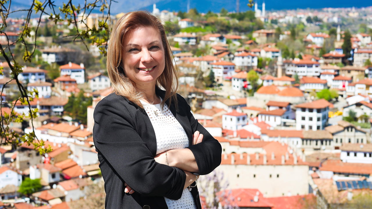 Safranbolu Belediye Başkanı Mimar Elif Köse, 12 Haziran 1975'te Safranbolu Belediye Meclisi'nde alınan "Koruma Kararı"nın 49. yılını yayımladığı mesajla kutladı.