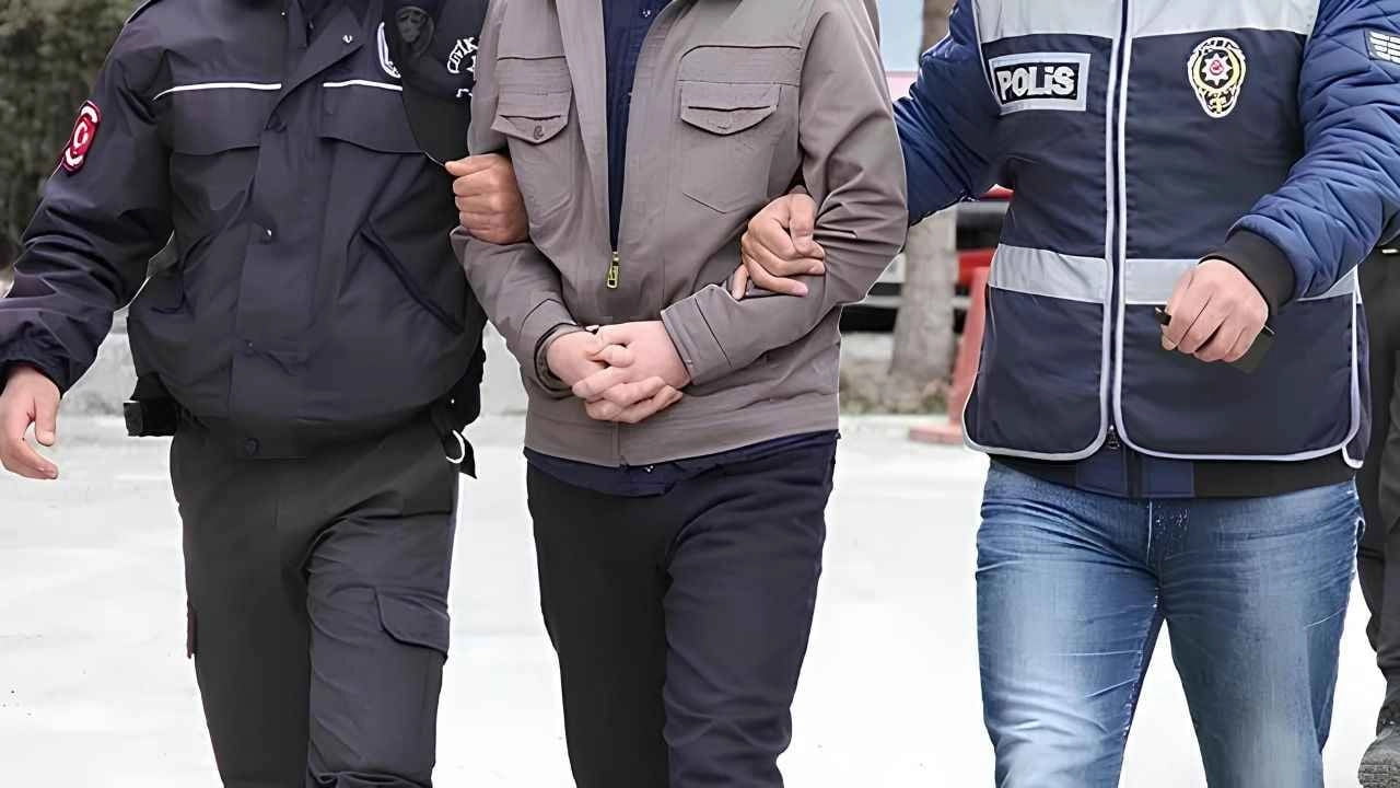 Karabük'te aranması bulunan 42 kişi yakalanırken, 14'ü tutuklandı.