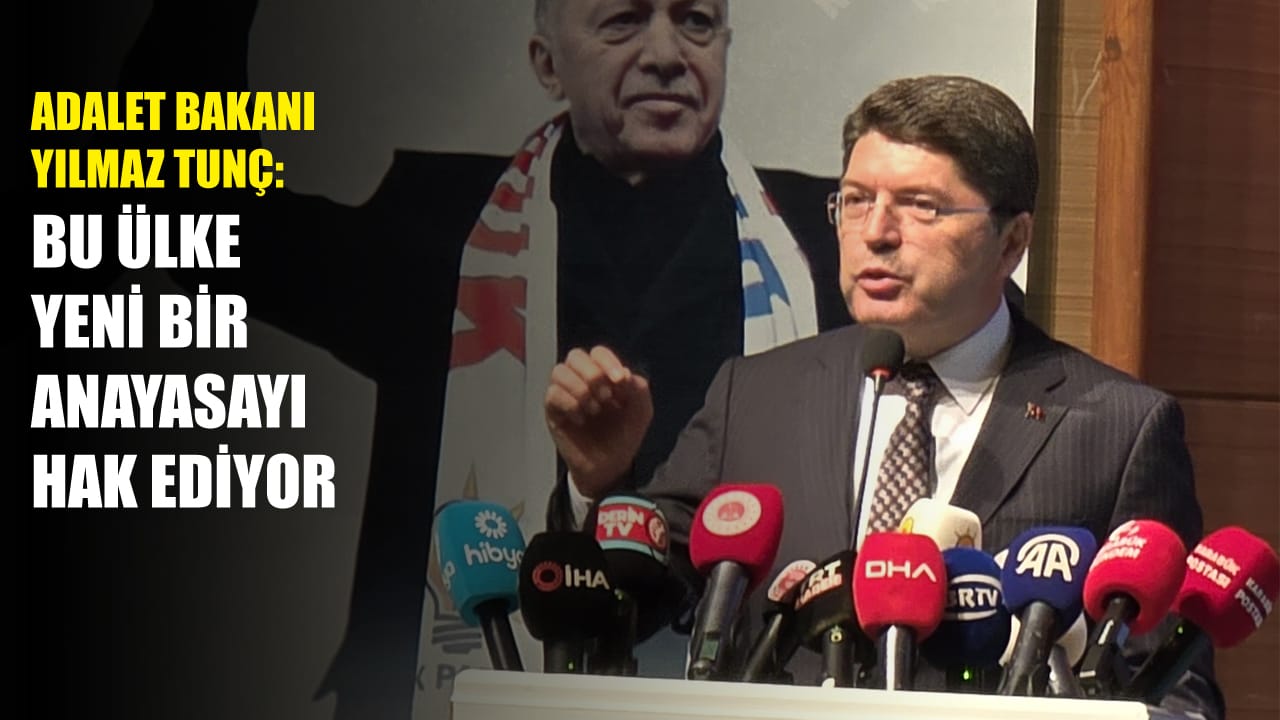 AK Parti Merkez İlçe 8. Olağan Kongresi 100. Yıl Mahallesi Kültür Merkezi'nde gerçekleştirildi.