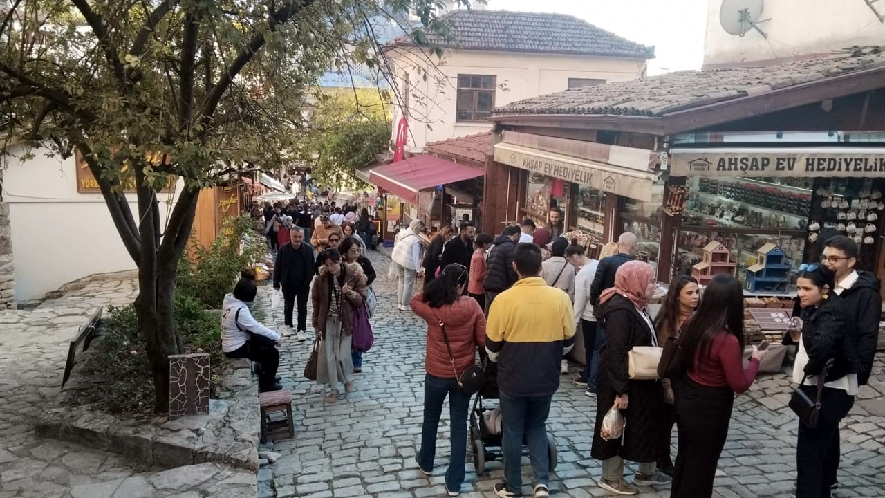 UNESCO Dünya Mirası Listesi'nde yer alan Karabük'ün Safranbolu ilçesinde hafta sonu yoğunluk yaşandı.