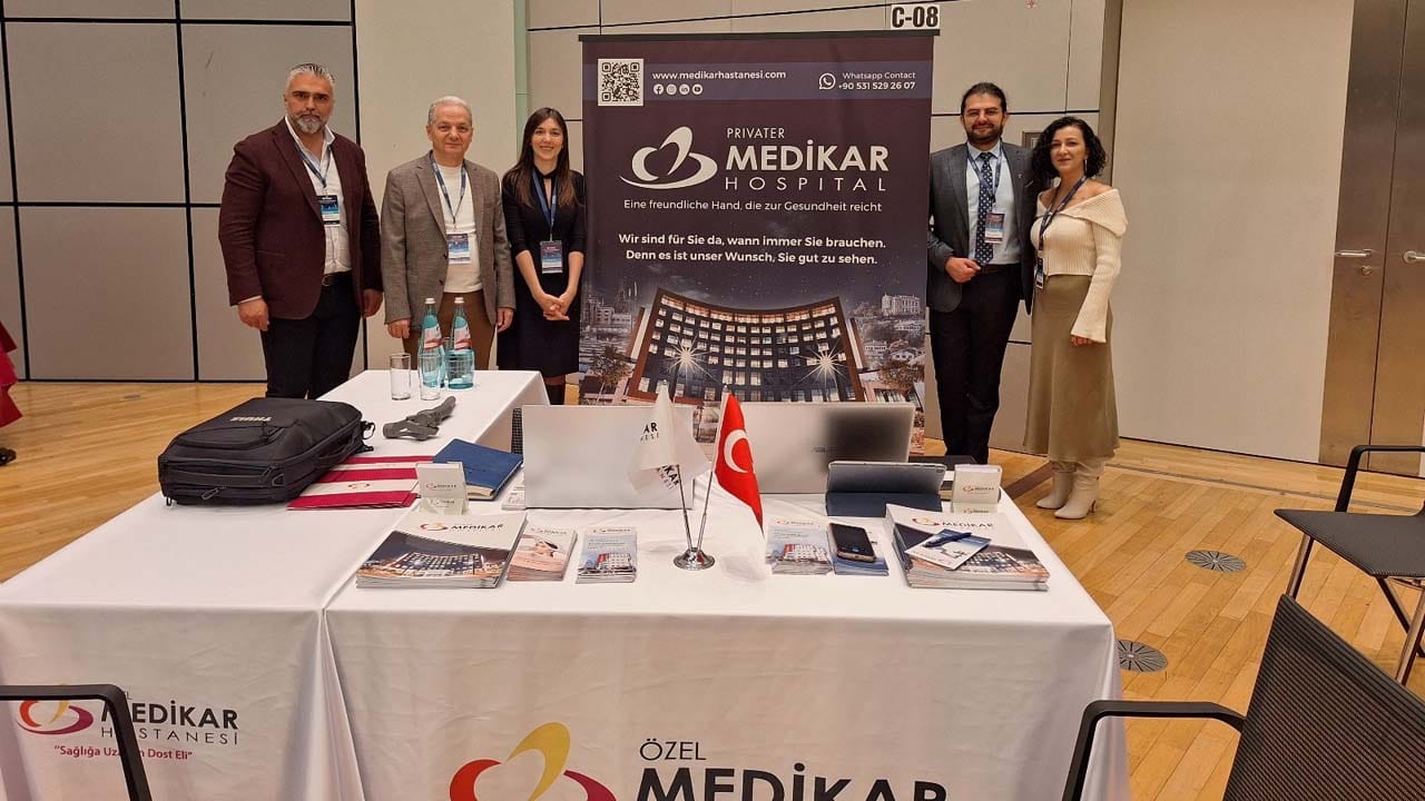 ÖZEL MEDİKAR HASTANESİ ALMANYA’DA FUARA KATILDI