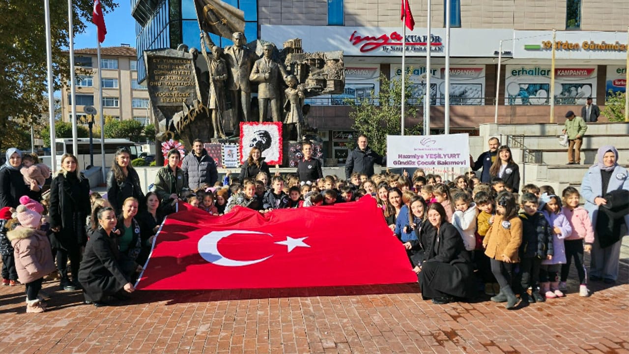 Safranbolu Belediyesi Nazmiye Yeşilyurt Gündüz Çocuk Bakım Evi öğrencileri, öğretmenleri ile birlikte anlamlı bir etkinliğe imza attı.