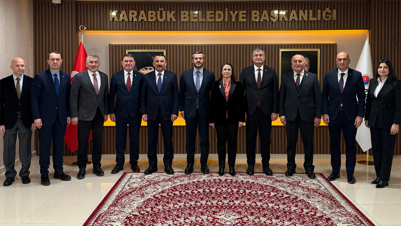 Batı Karadeniz Kalkınma Ajansı (BAKKA) Yönetim Kurulu Üyeleri, Karabük Belediye Başkanı Özkan Çetinkaya’ya ziyaret etti.