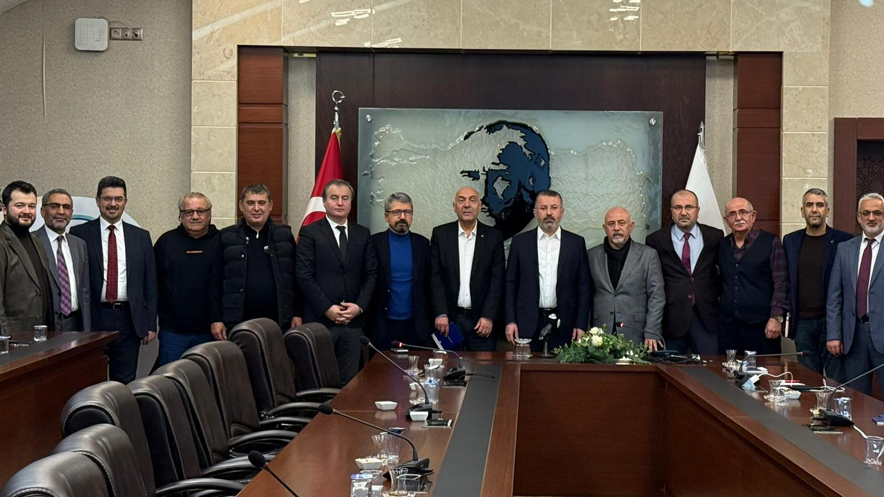 Karabük Gazeteciler ve İletişim Derneği, Karabük Üniversitesi Rektörü Prof. Dr. Fatih Kırşık’ı ziyaret etti.