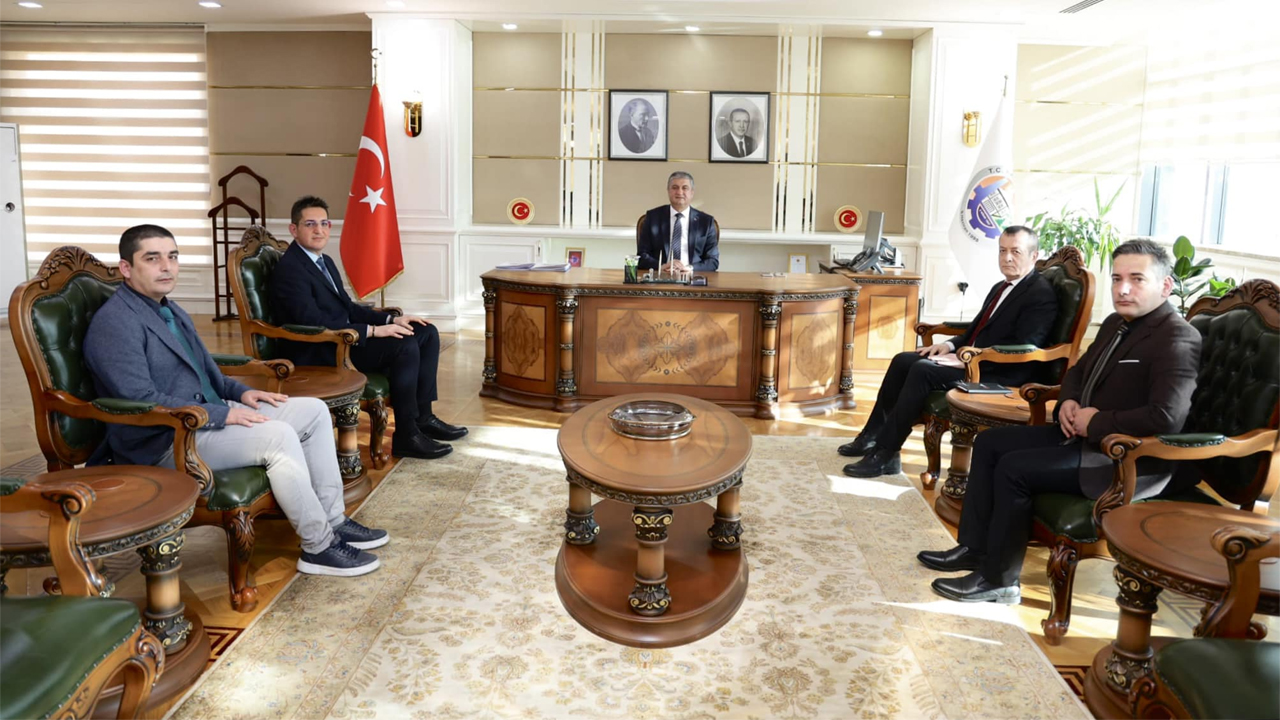 VALİ YAVUZ, GÖREVE YENİ ATANAN PERSONELLERİ TEBRİK ETTİ