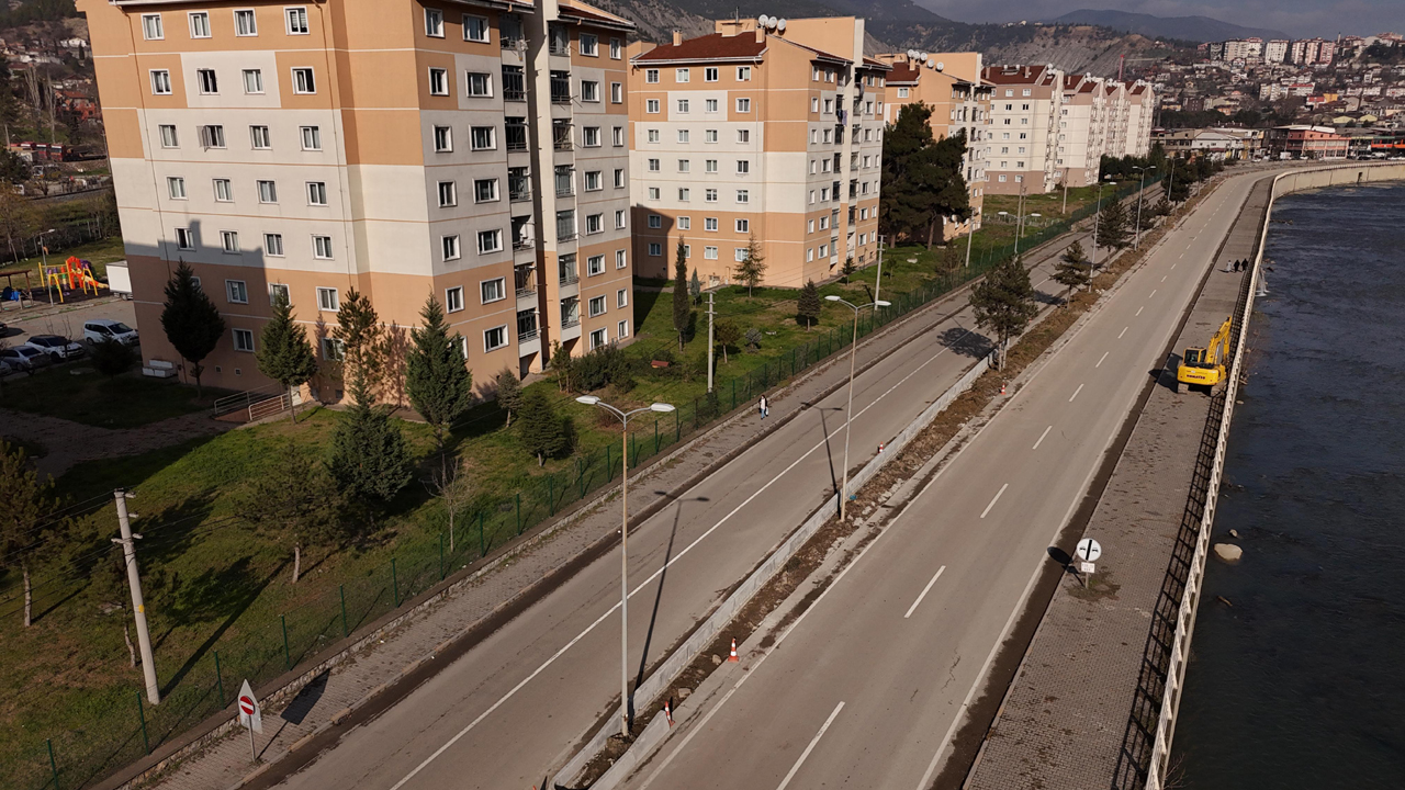 ZONGULDAK VE MELİSE CADDELERİNDE YENİLEME ÇALIŞMALARI