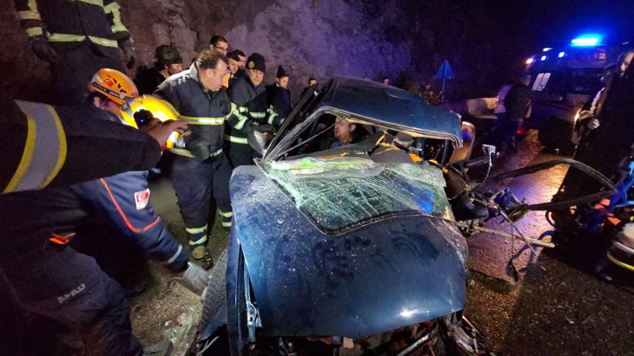 Karabük'te 2024 yılında 920 ölümlü ve yaralamalı trafik kazası meydana gelirken, Türkiye'de ise 266 bin 855 ölümlü yaralanmalı trafik kazası meydana geldi.