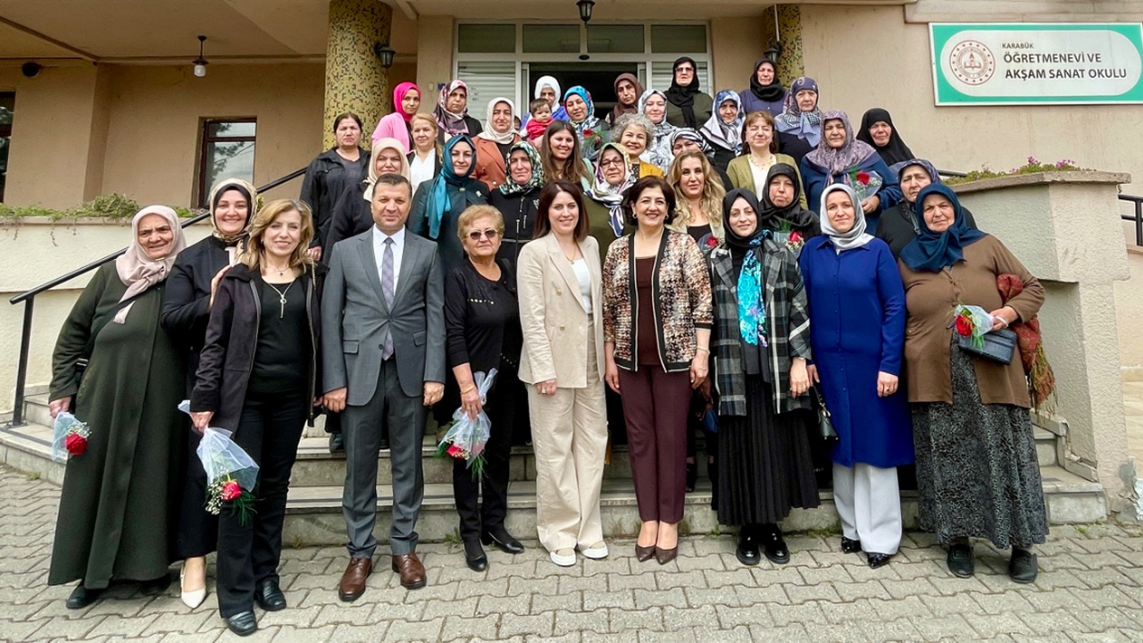 KARABÜK’TE ŞEHİT ANNELERİ YEMEKTE BULUŞTU