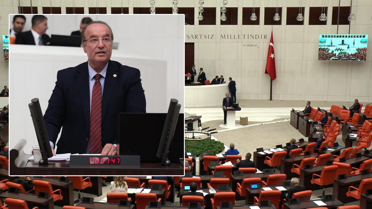 CHP Karabük Milletvekili Cevdet Akay, Bazı Kanun ve Kanun Hükmünde Kararnamelerde Değişiklik Yapılmasına Dair Kanun Teklifi’nin görüşmeleri sırasında TBMM Genel Kurulu kürsüsüne çelik kasa çıkardı, kasadan 55 metrelik liste ve kalın bir dosya çıktı.