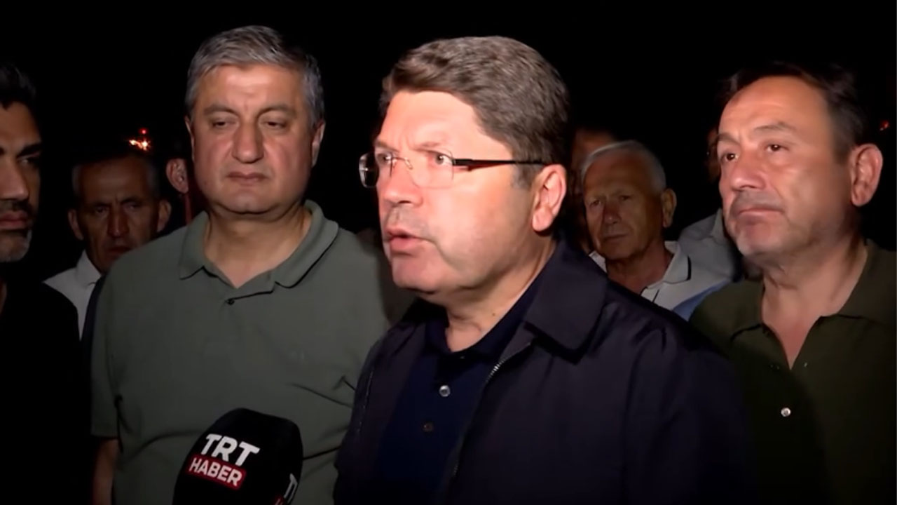 Adalet Bakanı Yılmaz Tunç, 26 Haziran’dan bu yana çıkan orman yangınları hakkında gözaltına alınan şüphelilerden 21’inin tutuklandığını, 47’si hakkında ise adli kontrol kararı verildiğini açıkladı.
