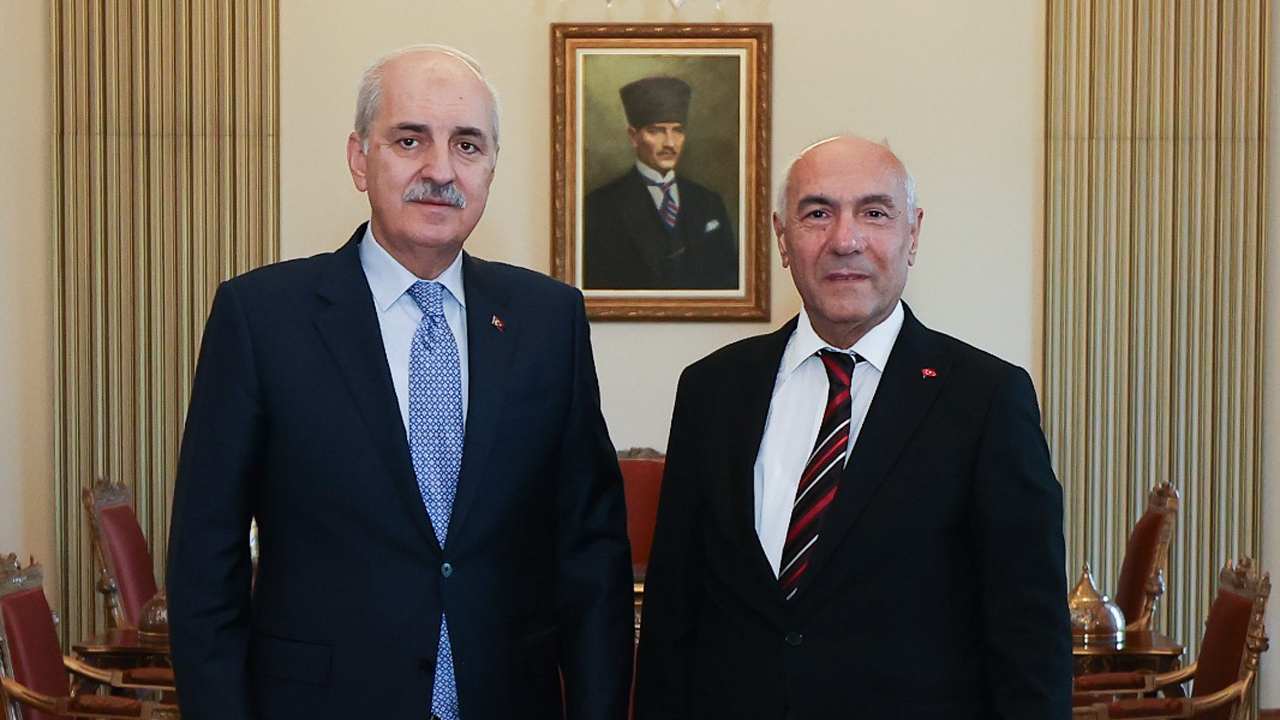 Karabük Gazeteciler ve İletişim Derneği (KAGİD) Başkanı Mehmet Çetinkaya, Türkiye Büyük Millet Meclisi (TBMM) Başkanı Prof. Dr. Numan Kurtulmuş’u makamında ziyaret etti.