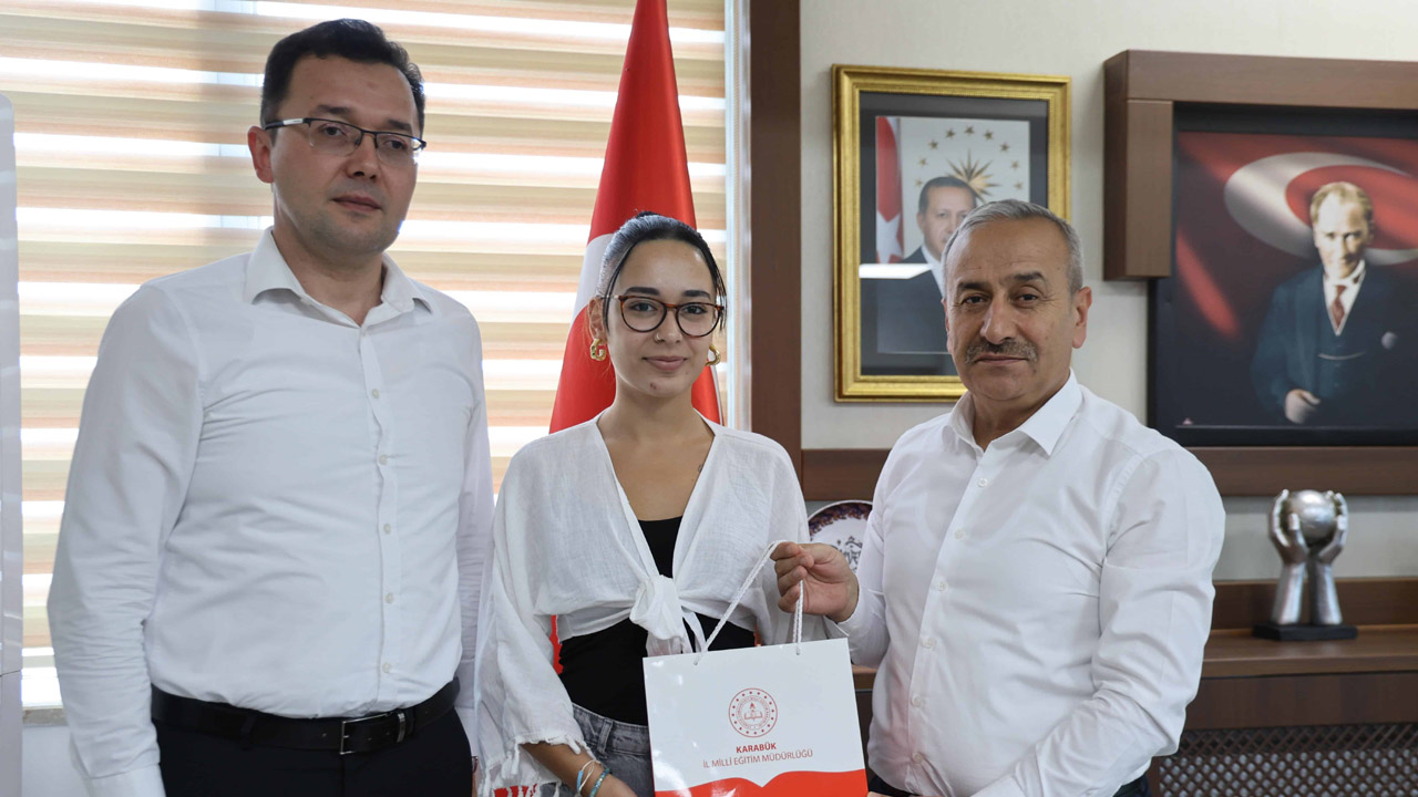 KARABÜKLÜ ÖĞRENCİ SLOGAN YARIŞMASINDA BİRİNCİ OLDU