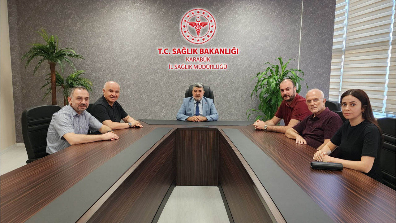Karabük İl Sağlık Müdürlüğü ve bağlı sağlık tesislerinde yürütülen sözleşme yenileme süreci kapsamında ilgili yönetici kadrolarda görevlerini sürdürecek isimler belli oldu.