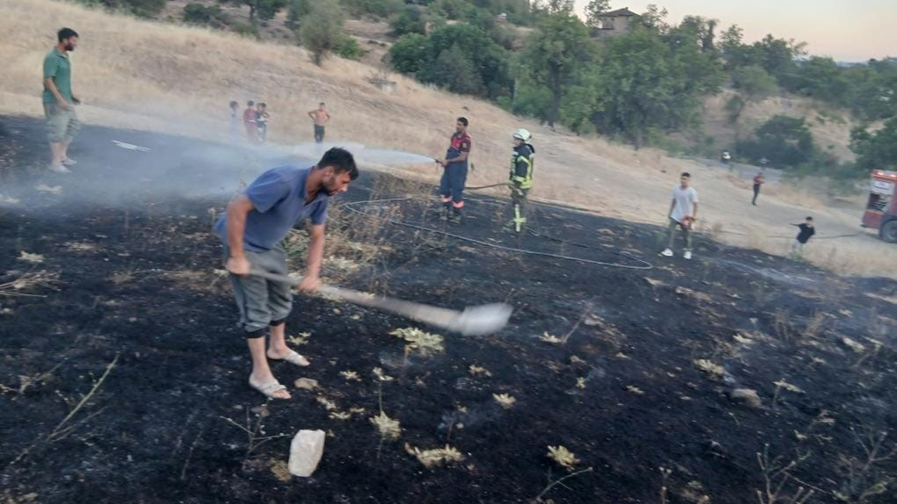 Karabük’ün Safranbolu ilçesinde otluk alanda çıkan yangın büyümeden söndürüldü.