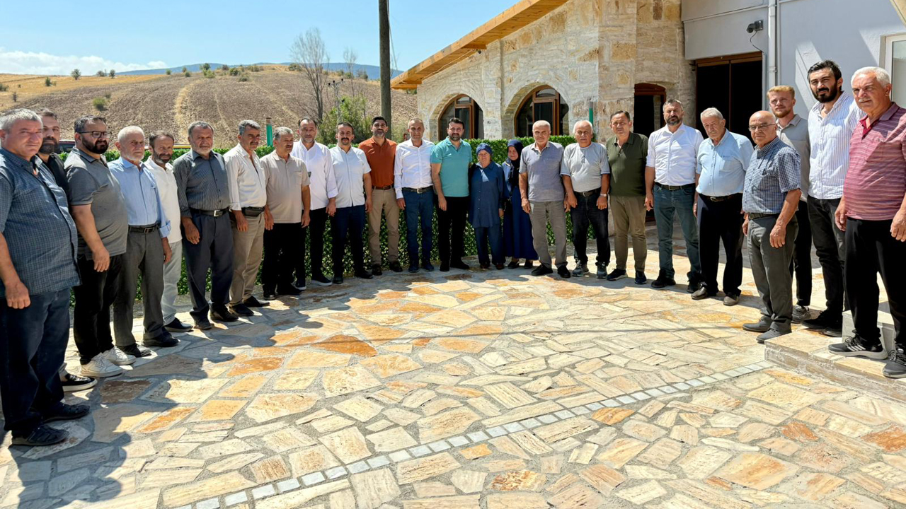 AK Parti Karabük İl Başkanlığı, milletvekilleri, il genel meclis üyeleri ve ilçe teşkilatlarıyla birlikte köy programlarına başladı.