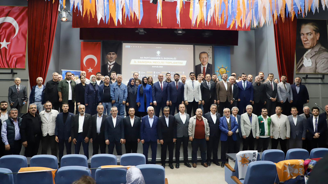 AK Parti Karabük İl Başkanlığı tarafından düzenlenen İl Danışma Meclisi Toplantısı, yoğun katılımla gerçekleştirildi.