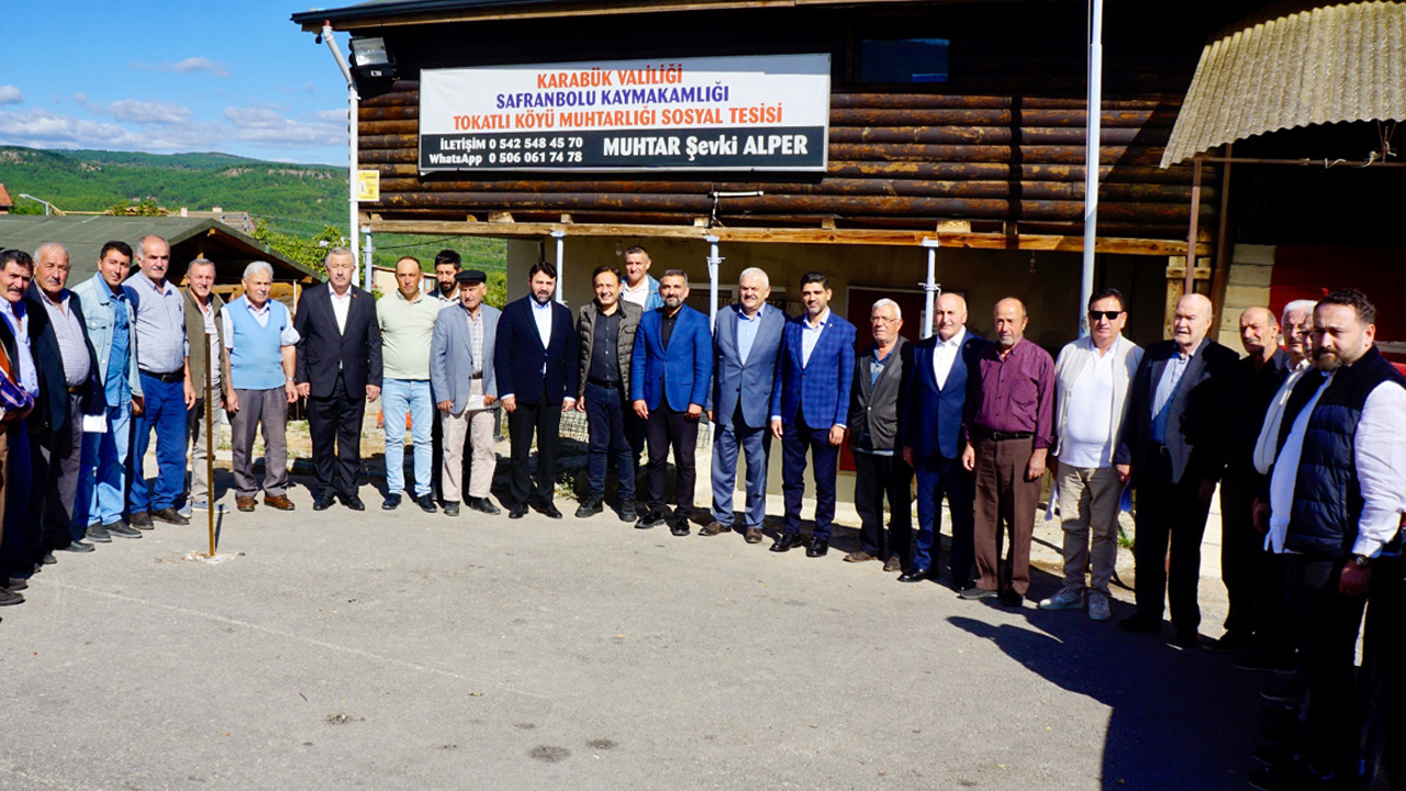 Milletvekilleri, il genel meclis üyeleri ile il ve ilçe teşkilatlarından oluşan AK Parti heyeti, köy ziyaretlerine Safranbolu’da devam etti.
