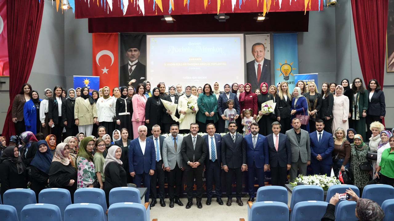 AK Parti Karabük İl Kadın Kolları Danışma Meclisi Toplantısı Yoğun Bir Katılımla Gerçekleştirildi