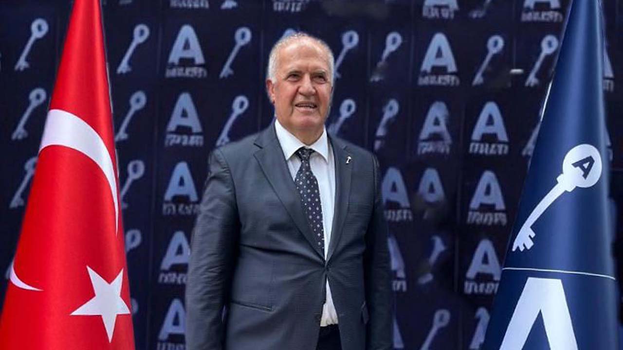 ANAHTAR PARTİ İL BAŞKANI UZUN’UN 10 KASIM MESAJI