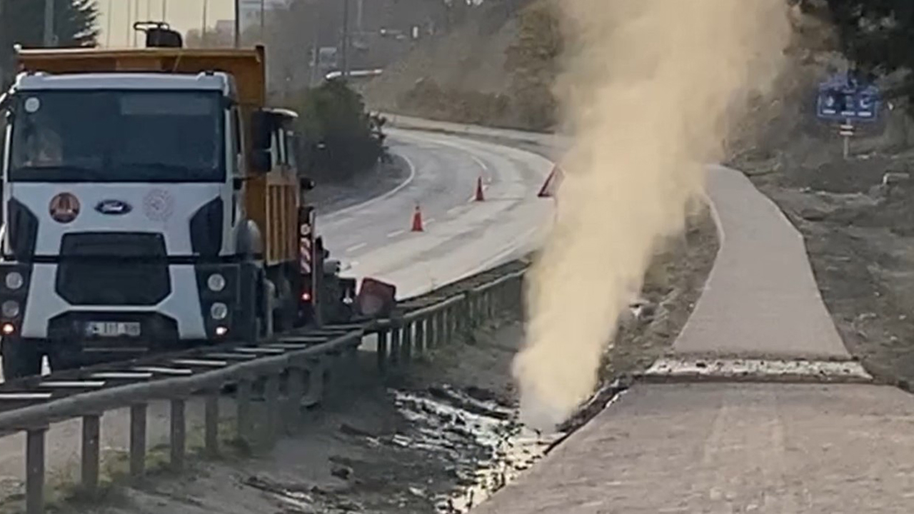ÇALIŞMALAR SIRASINDA PATLAYAN DOĞAL GAZ BORUSU TEDİRGİN ETTİ