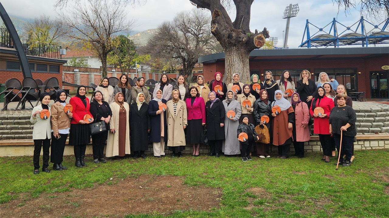 KADEM’DEM 25 KASIM’A ÖZEL PROGRAM