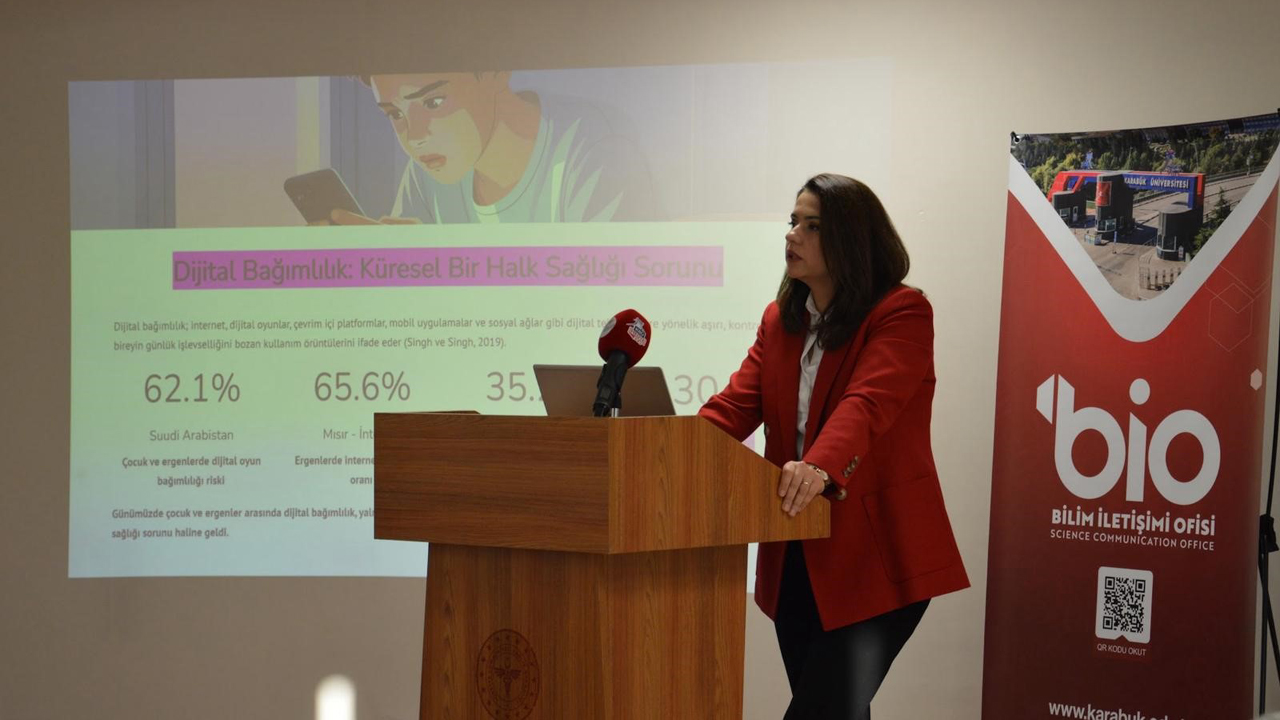 KARABÜK’TE “DİJİTAL NESİL VE AİLE DİNAMİKLERİ” SEMİNERİ DÜZENLENDİ