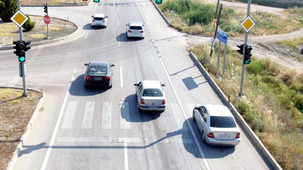 KARABÜK’TE TRAFİĞE KAYITLI ARAÇ SAYISI 84 BİN 711 OLDU