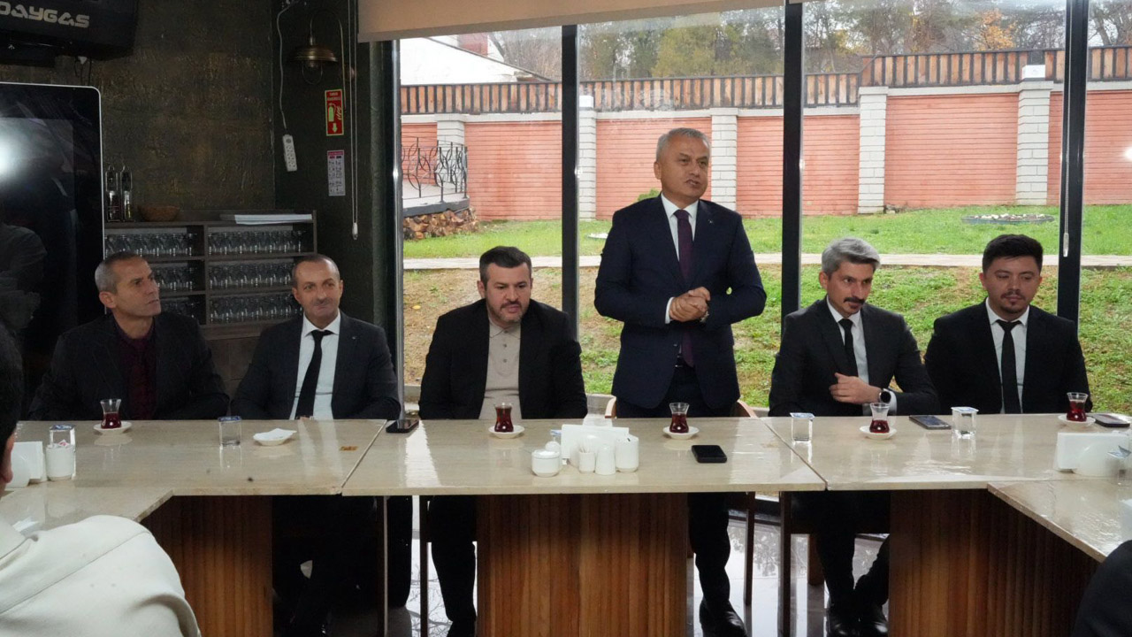 GENÇLERİN SESİ ATÖLYESİ’NDE GENÇLERLE BİR ARAYA GELİNDİ