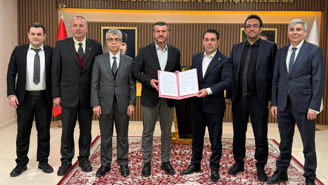 KARABÜK BELEDİYESİ’NDE SOSYAL DENGE SÖZLEŞMESİ İMZALANDI