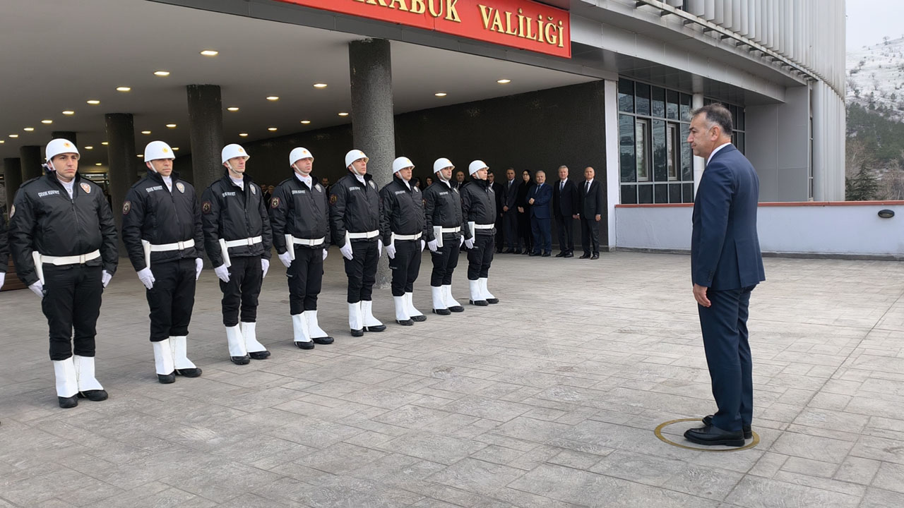 Karabuk Valisi Oktay Cagatay Goreve Basladi 1