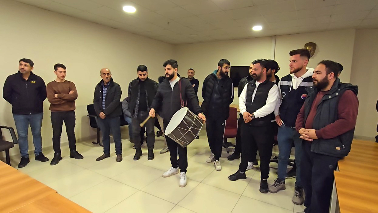 KARABÜK’TE 55 DAVULCU VATANDAŞLARI SAHURA KALDIRACAK