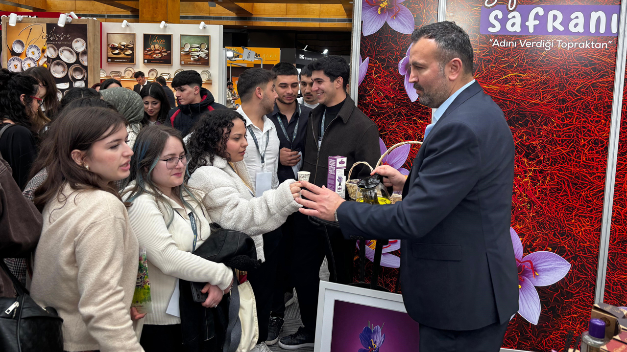SAFRANBOLU TSO, CULİNARY FORUM’DA ‘SAFRANBOLU SAFRANI’NI TANITTI