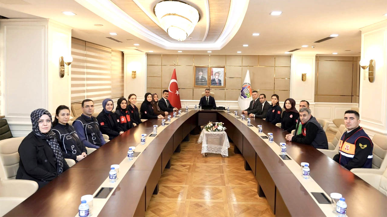 VALİ ÇAĞATAY, 112 PERSONELİNİ KABUL ETTİ