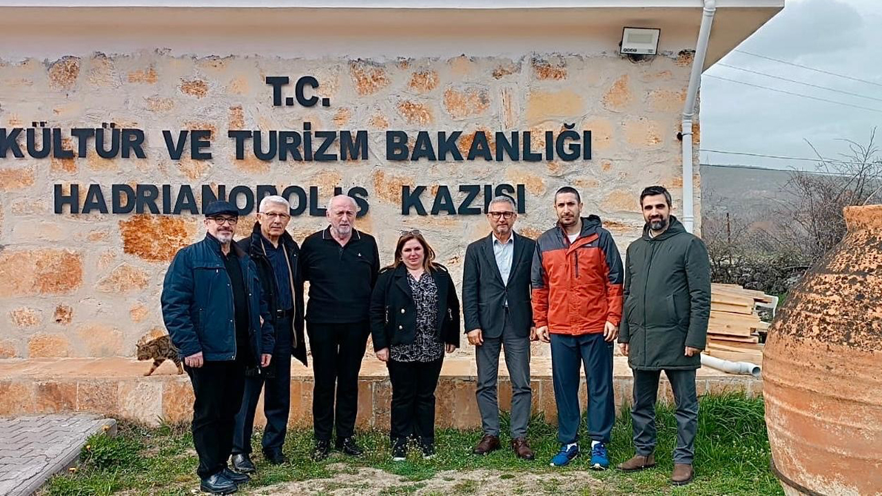 AKADEMİSYENLERDEN KARABÜK’TE İNCELEME GEZİSİ