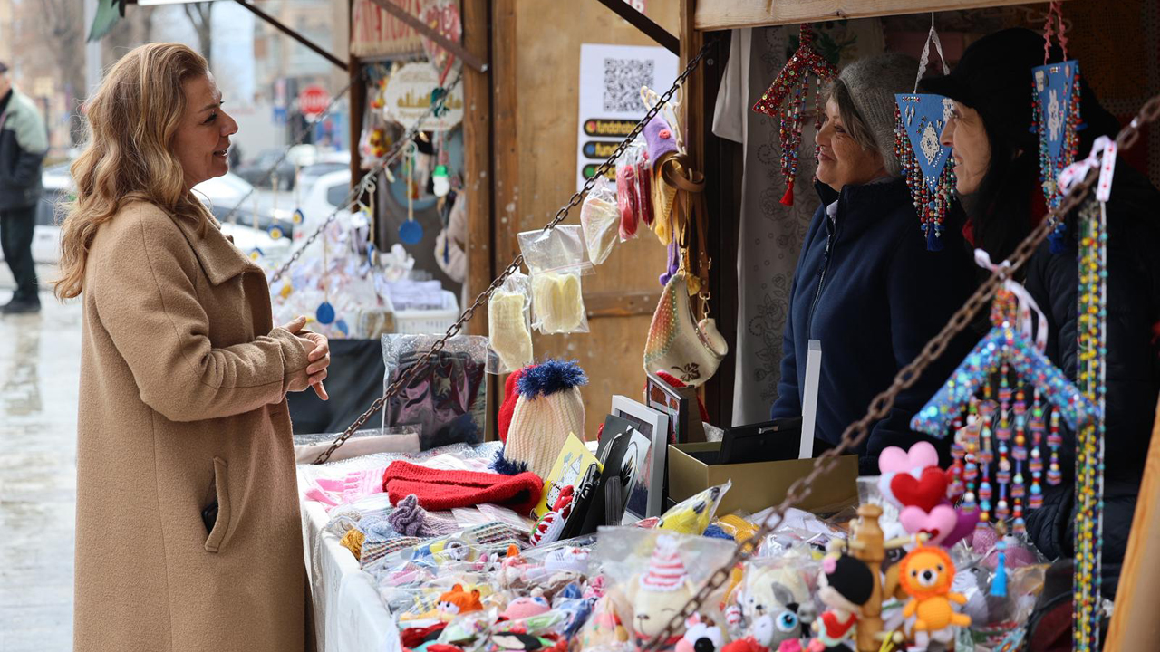 SAFRANBOLU’DA KADIN EL EMEĞİ PAZARI KAPILARINI AÇTI