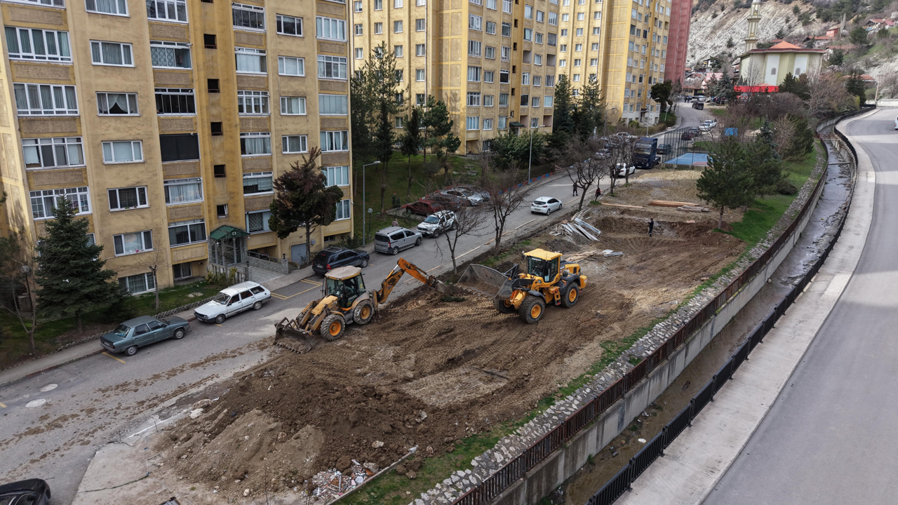 KARABÜK BELEDİYESİ TEMA PARK PROJESİNDE ÇALIŞMALAR BAŞLADI